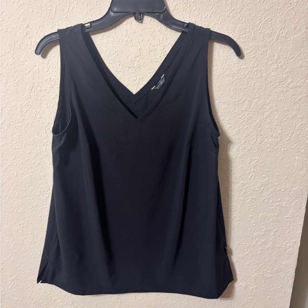 Eddie Bauer V Neck